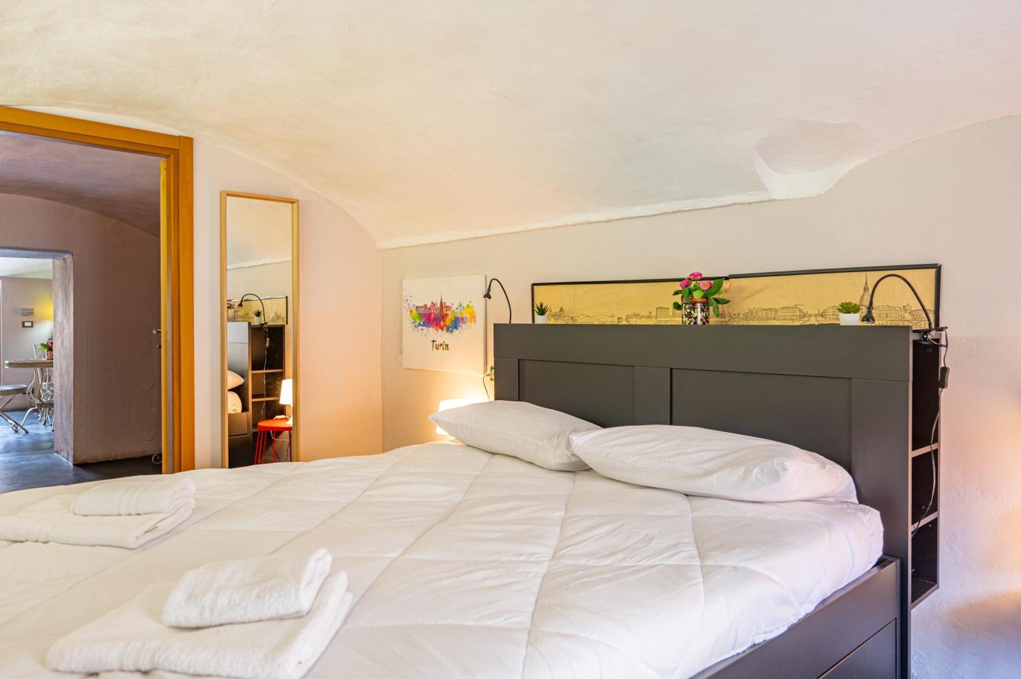 Loft Verga, Cuore E Stile In Centro A Torino Exterior photo